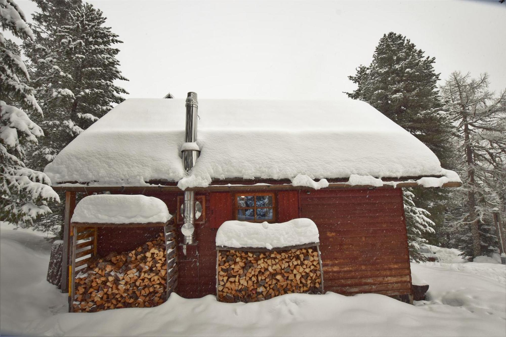 Zirbenwald Chalet Turracher Hohe Esterno foto