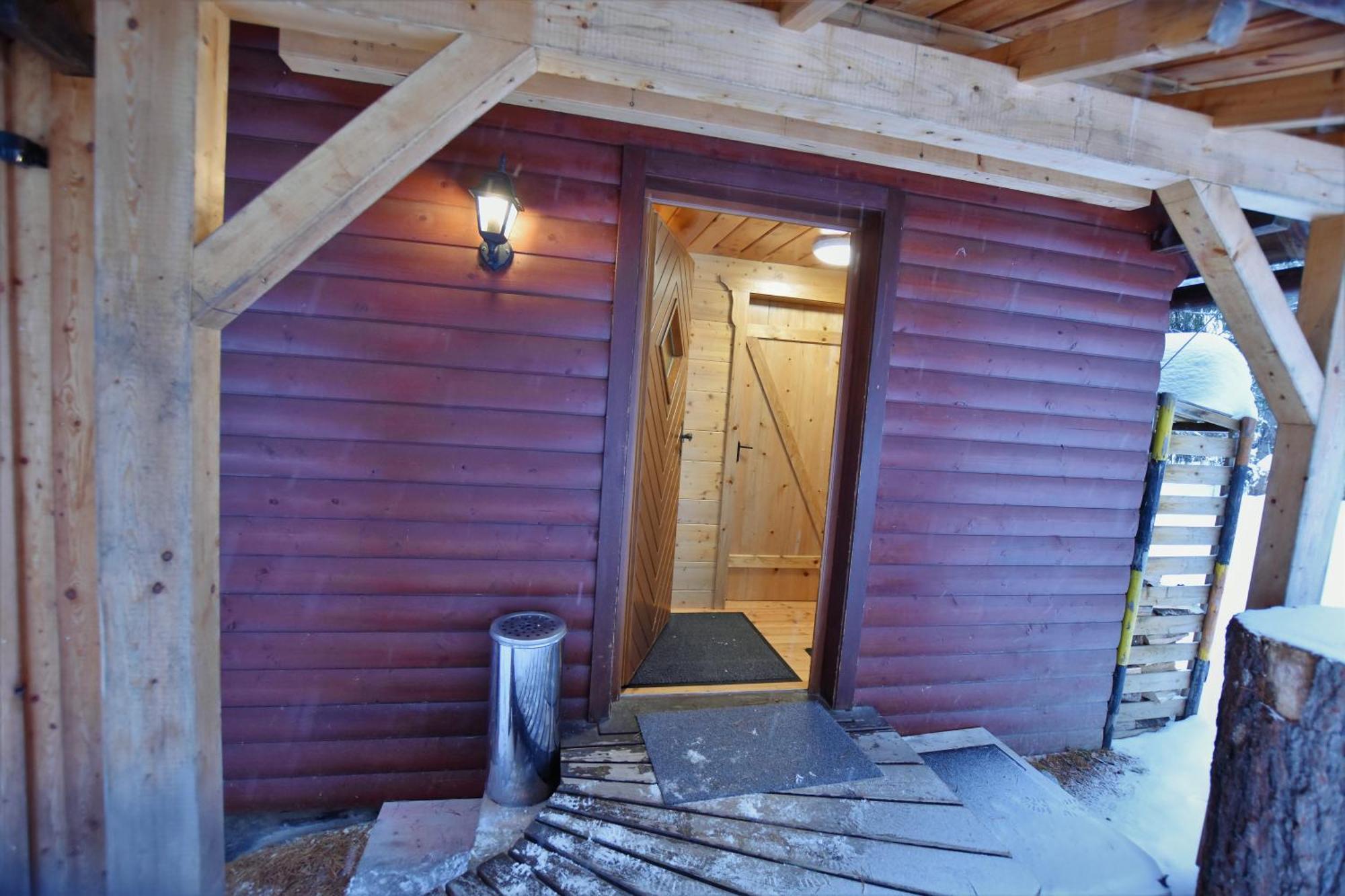 Zirbenwald Chalet Turracher Hohe Esterno foto