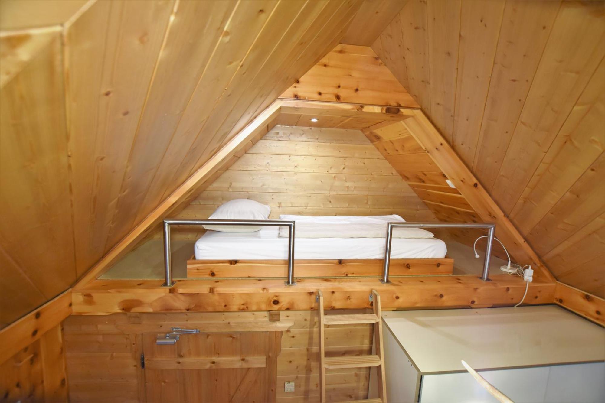 Zirbenwald Chalet Turracher Hohe Esterno foto